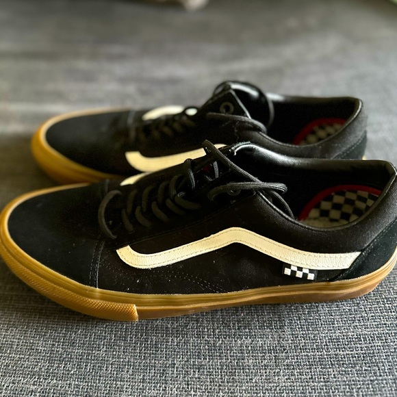 Men’s Old Skool Vans, Black with Gum Sole 10.5 - Picture 1 of 5